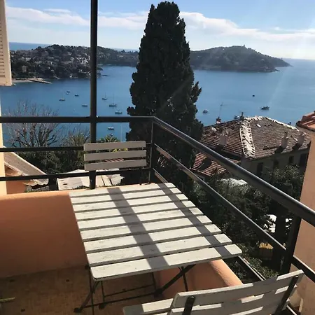Lägenhet Charming , Bright With A Stunning View And Parking *